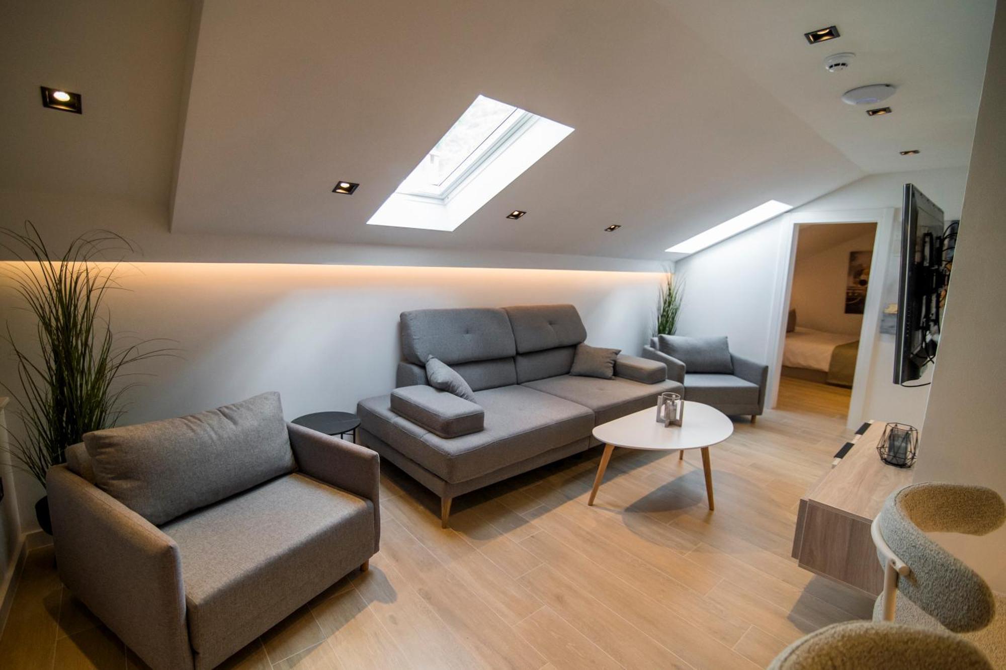 Luca Apartment *