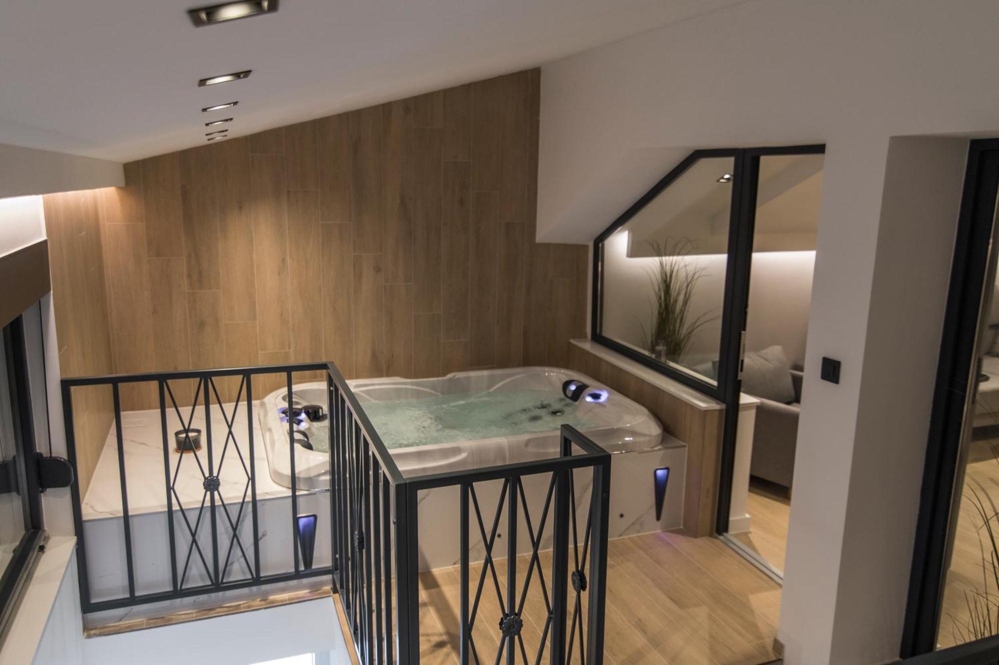 Luca Apartment *